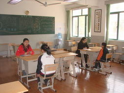 服務(wù)社區(qū)，奉獻世博 零陵中學(xué)以教育咨詢服務(wù)踐行社會責(zé)任